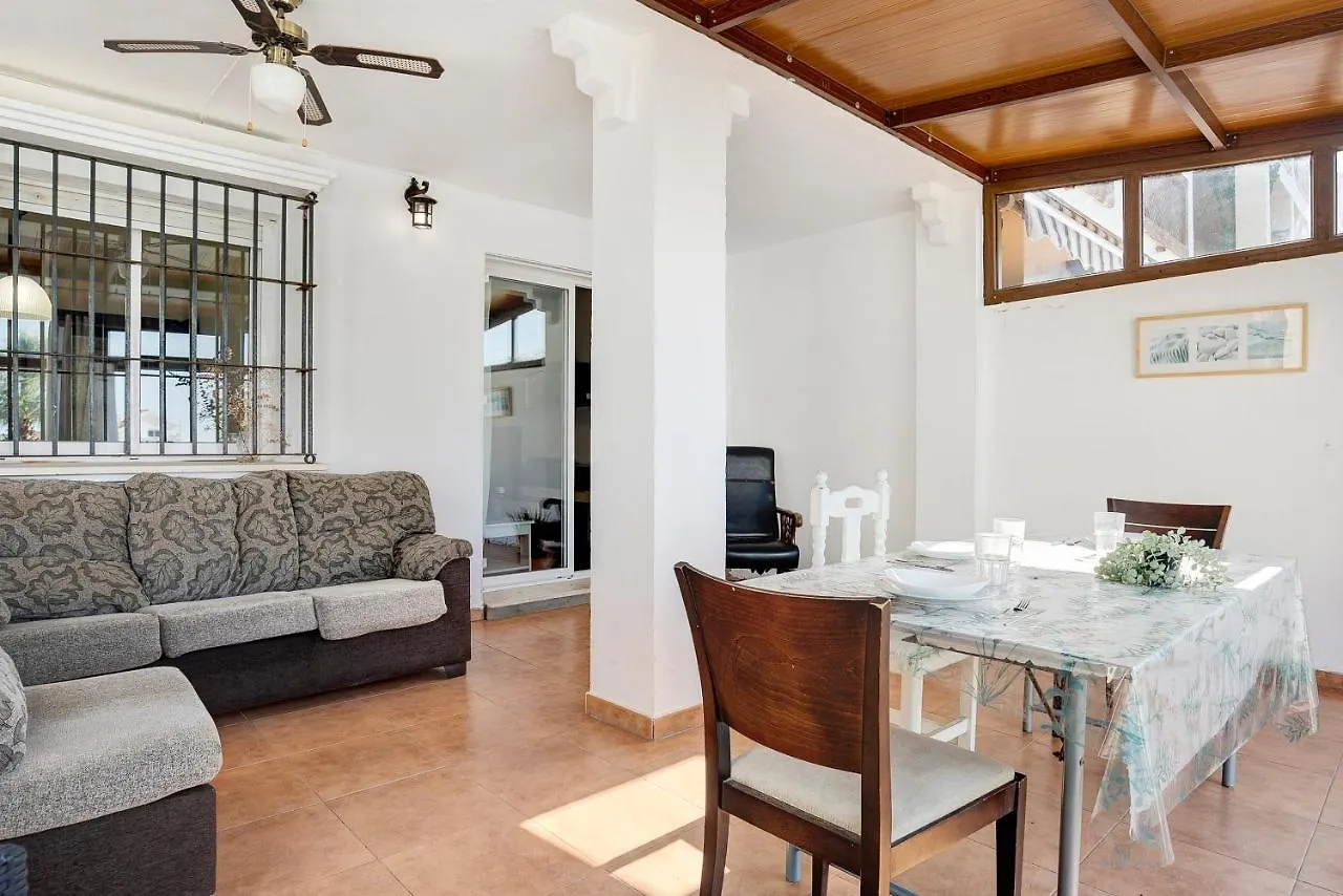 Pool Apartment Tarifa 0*,